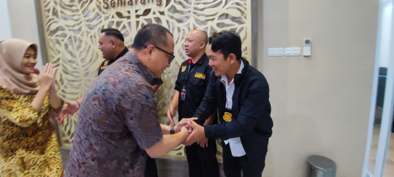 Teken MoU, DPD FERADI WPI Jawa Tengah dan Universitas Karya Husada (UNKAHA) Semarang jalin kerjasama strategis 3 IMG 20250416 WA0279