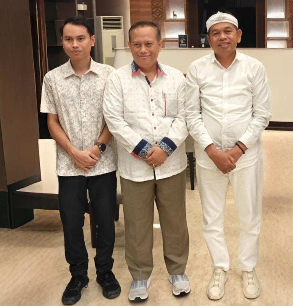 Gubernur Kang Dedi Mulyadi : Semua Elemen Bangsa Ajak Nga'makmurkeun Masjid Ngamulyakeun Jama'ah, "Dalam Penyelenggaraan Acara MAN (Musabaqah Azan Mendunia)", Jawa Barat 3 dedi mulyadi.3