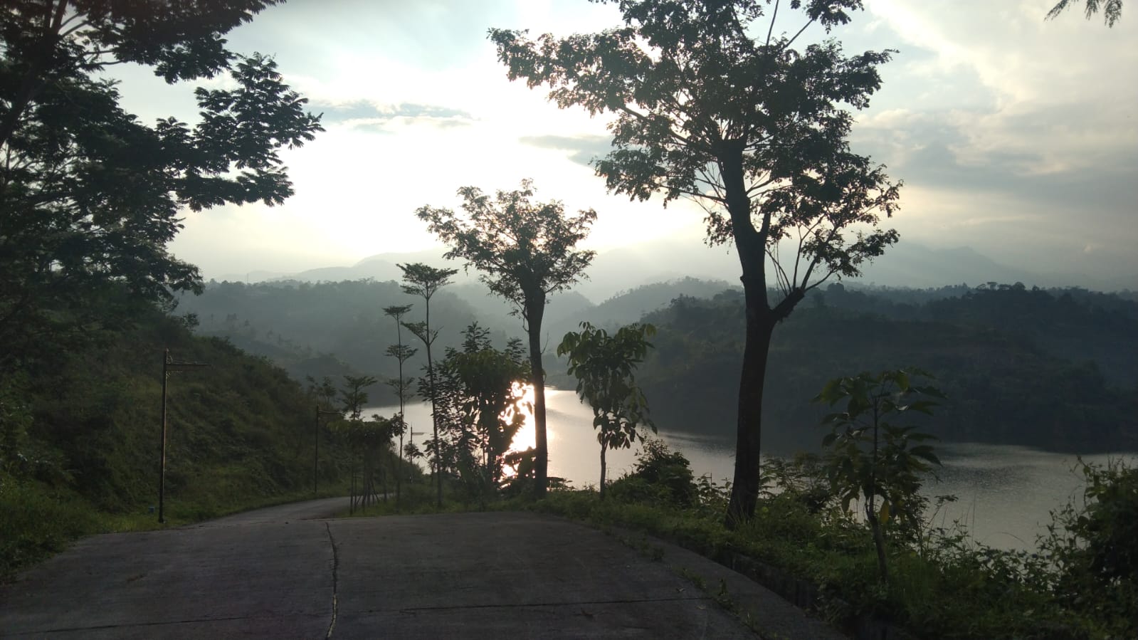 minggu pemandagnan alam karanganyar